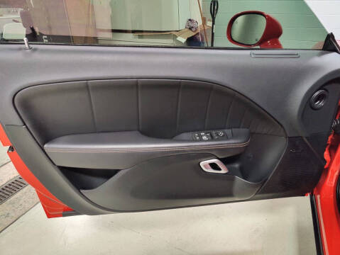 2015 Dodge Challenger R/T Plus Shaker