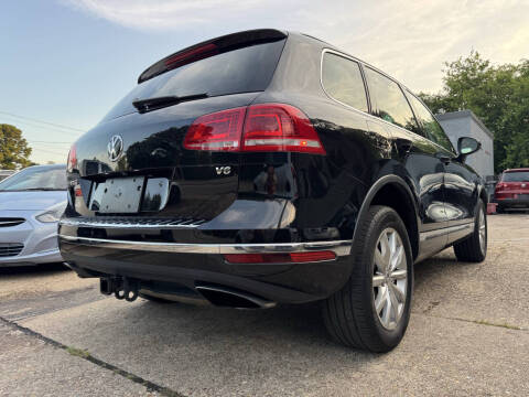 2016 Volkswagen Touareg VR6 Sport