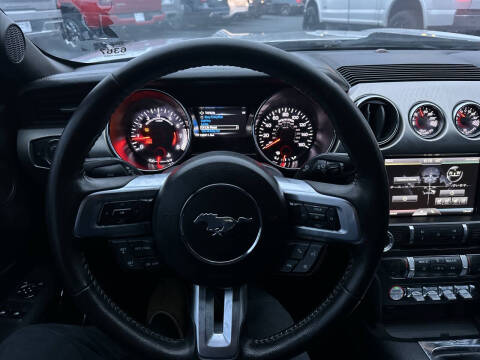 2015 Ford Mustang EcoBoost Premium