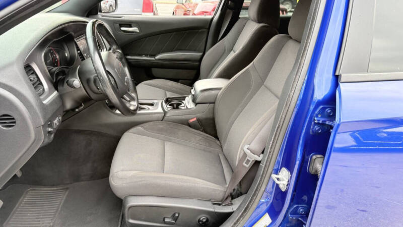 2019 Dodge Charger SXT