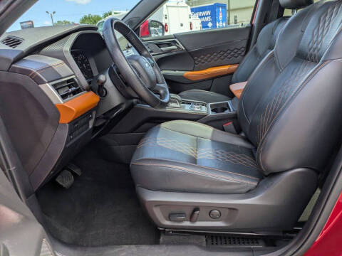 2024 Mitsubishi Outlander SEL