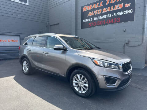 2016 Kia Sorento for sale at Small Town Auto Sales Inc. in Hazleton PA