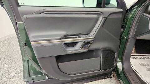 2024 Rivian R1T Adventure