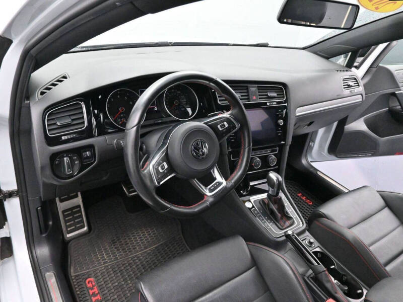 2021 Volkswagen Golf GTI Autobahn