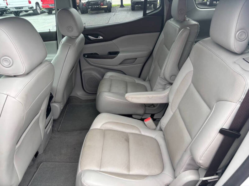 2017 GMC Acadia SLT-1