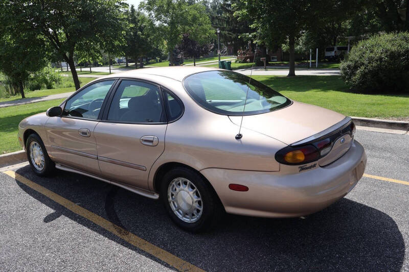1996 Ford Taurus LX