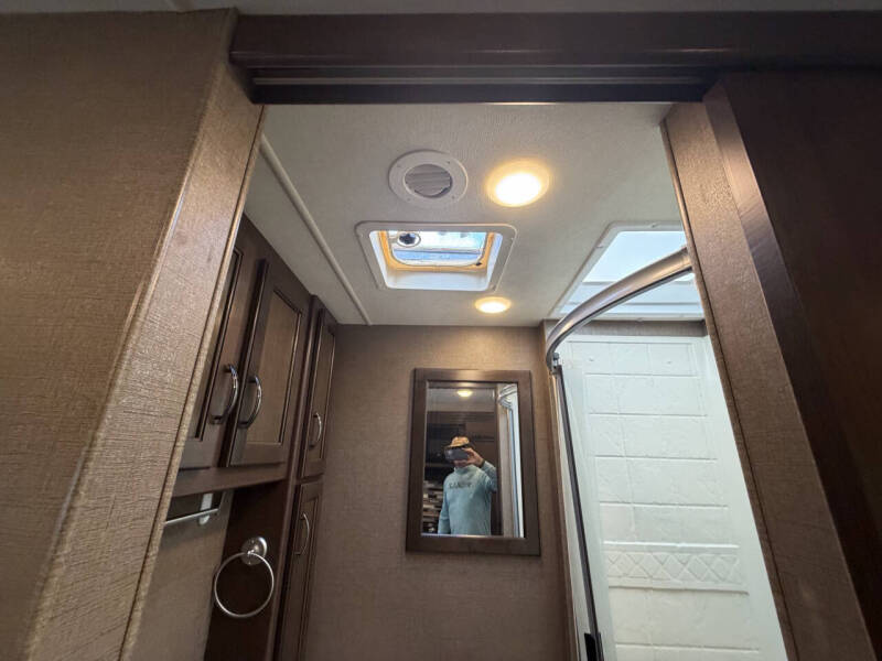 2018 Thor Motor Coach Ace 29.3