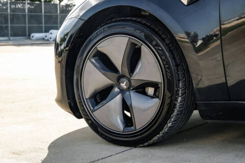 2019 Tesla Model 3 Standard Range Plus