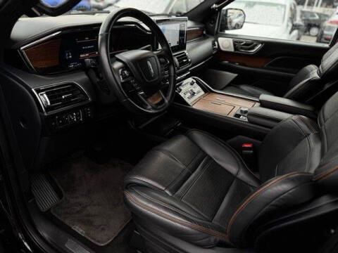 2022 Lincoln Navigator Black Label