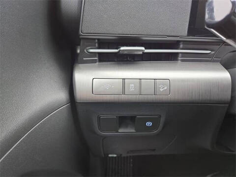 2025 Hyundai Kona SEL Convenience