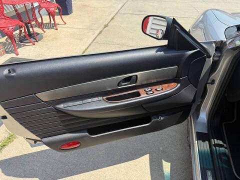2005 Ford Thunderbird Deluxe