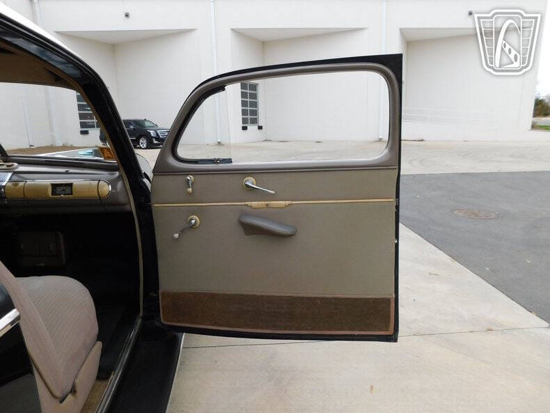 1941 Mercury A19
