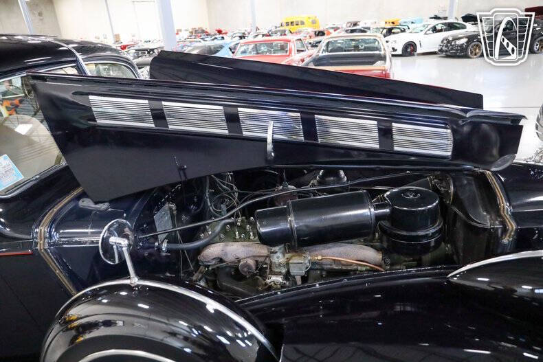 1938 Packard Super Eight