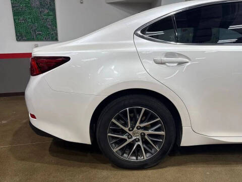 2017 Lexus ES 350