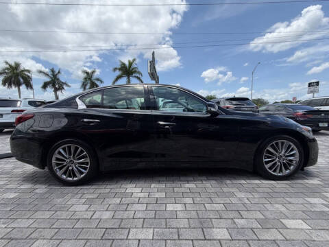 2023 Infiniti Q50 Luxe