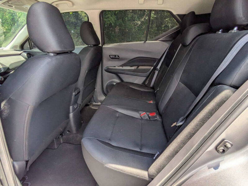 2025 Nissan Kicks Play S