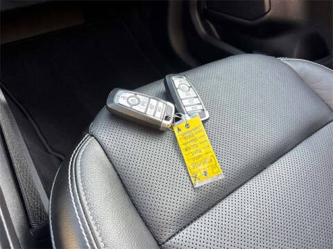 2020 Ford Escape Hybrid Titanium