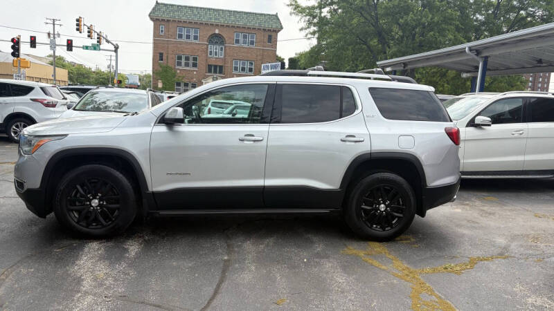 Used 2018 GMC Acadia SLT-1 with VIN 1GKKNULS5JZ203353 for sale in Rockford, IL