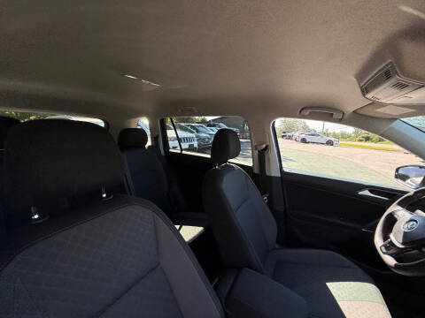 2018 Volkswagen Tiguan 2.0T S 4Motion