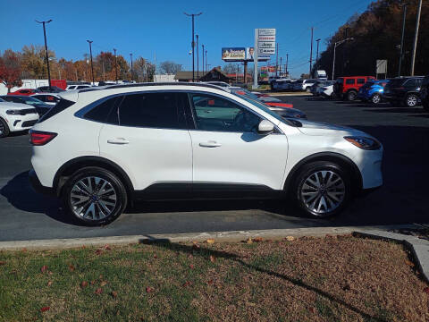 2022 Ford Escape Titanium