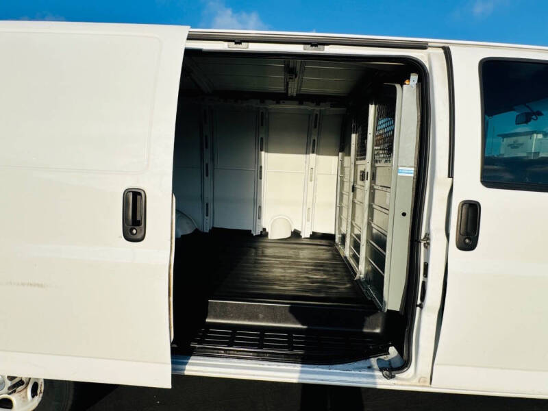 2018 Chevrolet Express 2500
