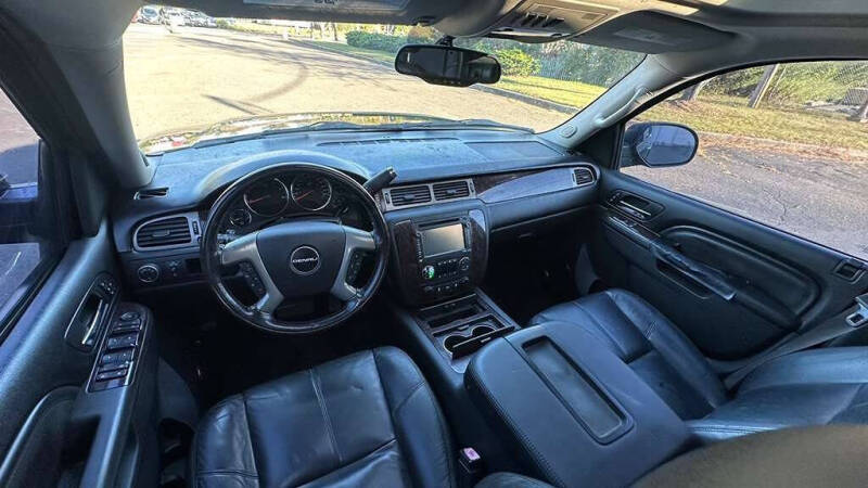 2013 GMC Yukon XL Denali