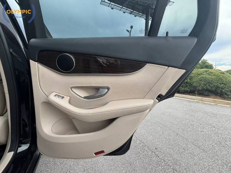 2017 Mercedes-Benz GLC GLC 300