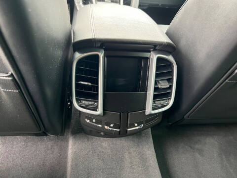 2014 Porsche Cayenne S