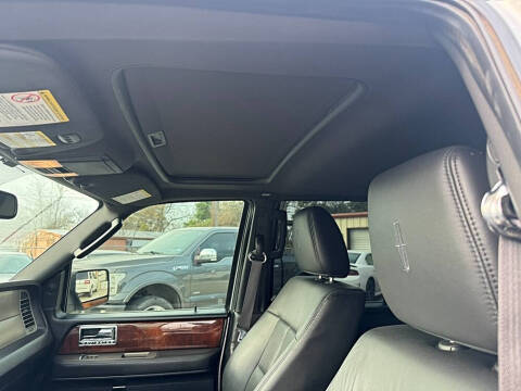 2014 Lincoln Navigator