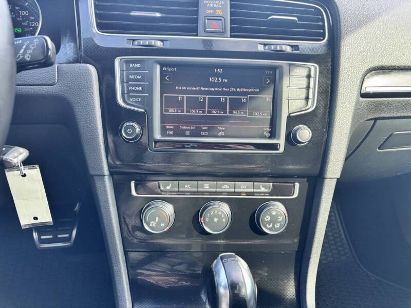 2017 Volkswagen Golf GTI S