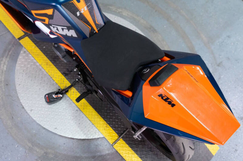 2024 KTM RC 390