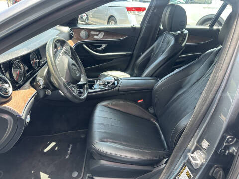 2017 Mercedes-Benz E-Class E 300 4MATIC