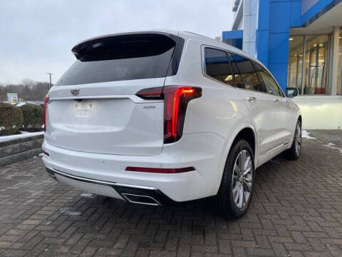 2025 Cadillac XT6 Premium Luxury