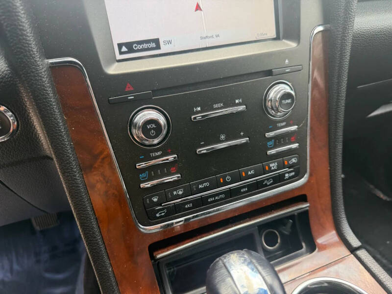 2016 Lincoln Navigator L Select