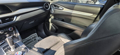 2018 Alfa Romeo Stelvio Ti Sport