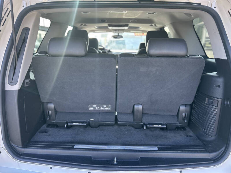 2012 Cadillac Escalade Luxury