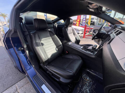 2012 Ford Mustang V6 Premium