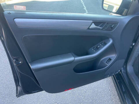 2016 Volkswagen Jetta 1.8T Sport