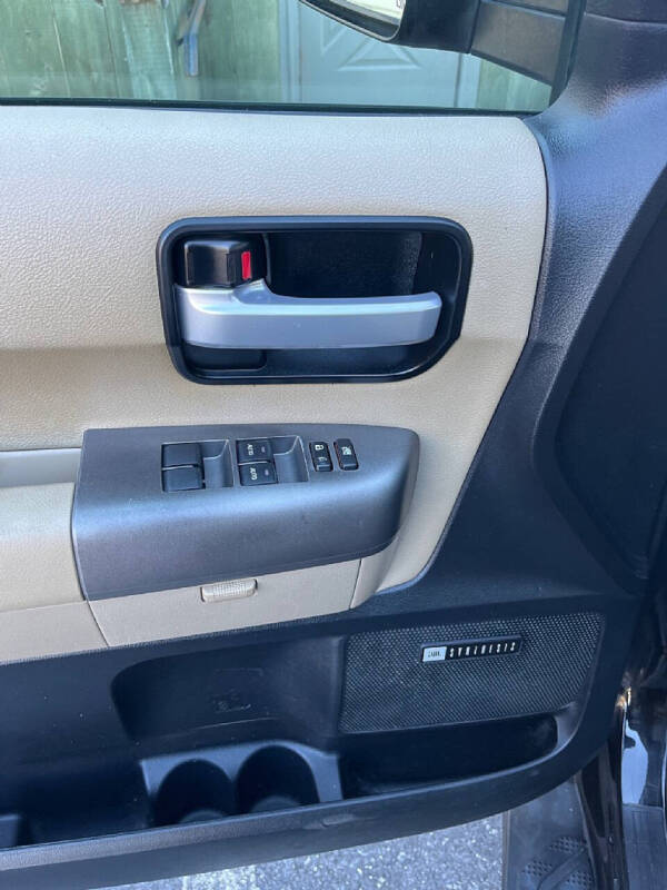 2013 Toyota Sequoia Limited