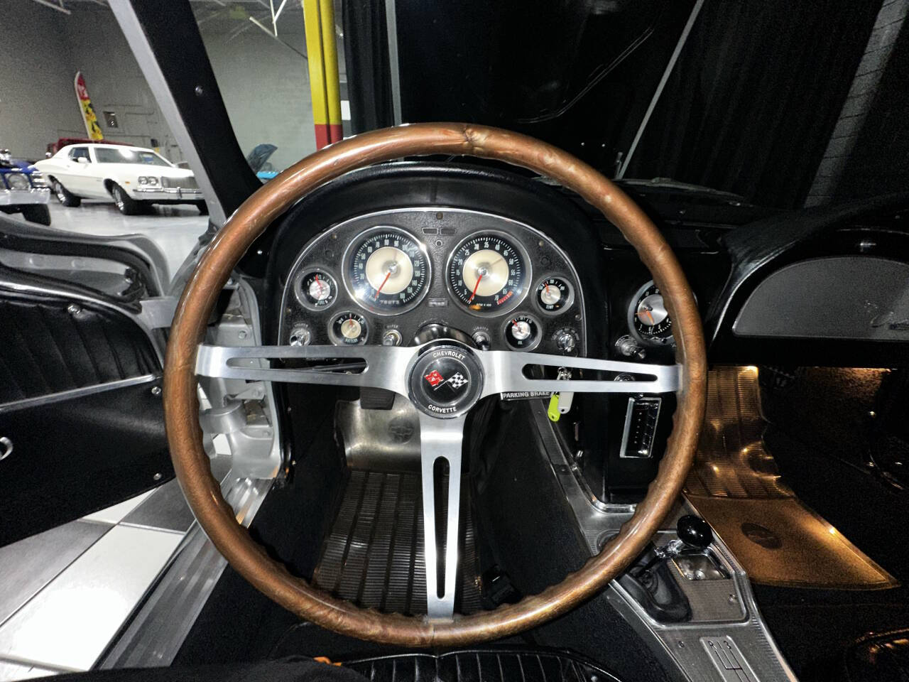 1963 Chevrolet Corvette 73