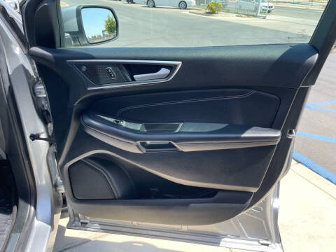 2023 Ford Edge Titanium