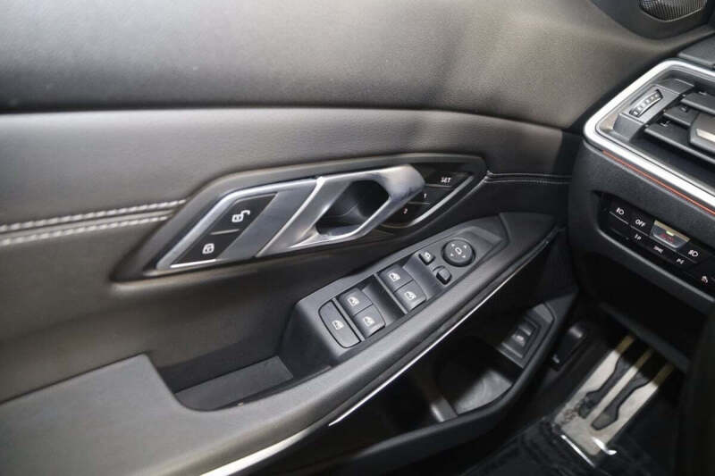 2022 BMW 3 Series 330i xDrive