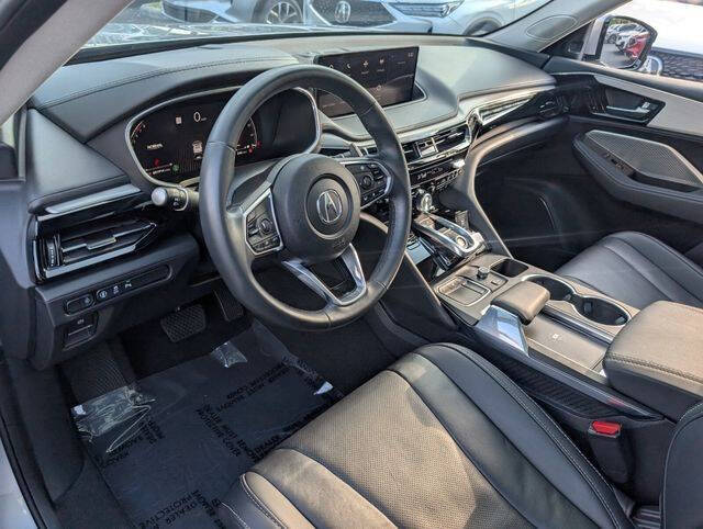 2024 Acura MDX w/Tech