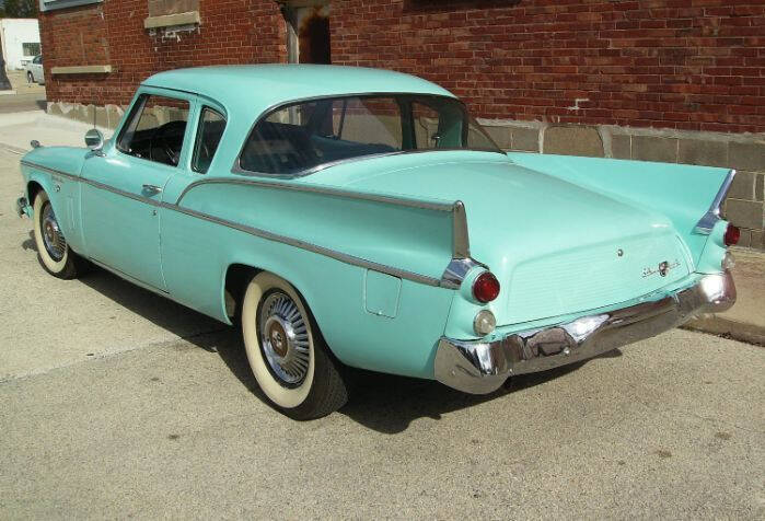1957 Studebaker Silver Hawk
