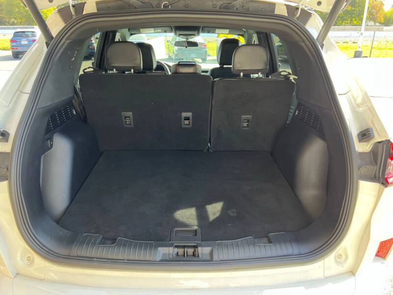 2024 Ford Escape Hybrid ST-Line