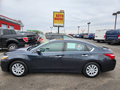 2017 Nissan Altima for sale at AUTO HOUSE WAUKESHA in Waukesha WI