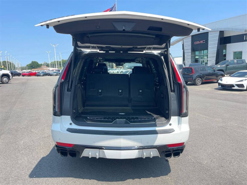 2023 Cadillac Escalade-V