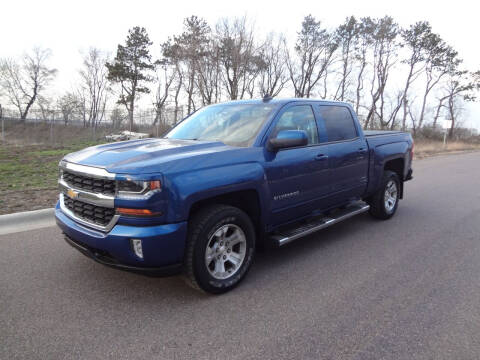 2017 Chevrolet Silverado 1500 for sale at Garza Motors in Shakopee MN