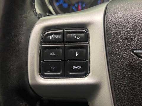 2015 Chrysler Town and Country Touring-L