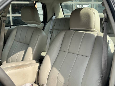 2010 Mercury Grand Marquis LS